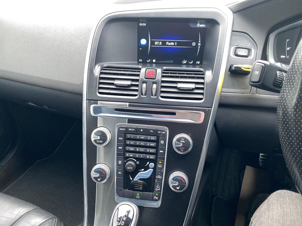 Used Volvo XC60 2015 for sale - 77668952: Photo 21