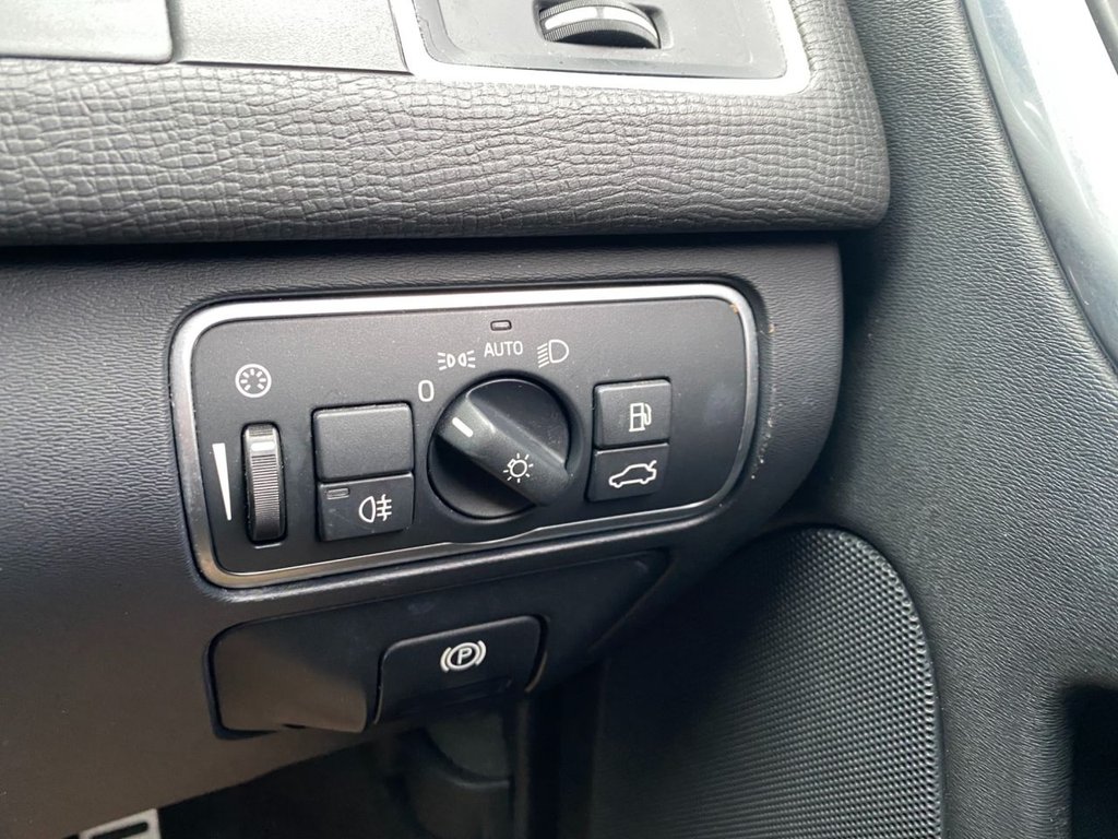 Used Volvo XC60 2015 for sale - 77668952: Photo 23