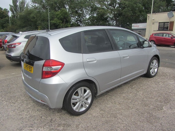 Used Honda Jazz 2015 for sale - 75585449: Photo 5