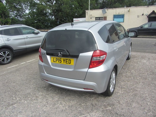 Used Honda Jazz 2015 for sale - 75585449: Photo 6
