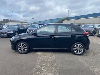 Used Hyundai i20 2015 for sale - 79686589: Photo