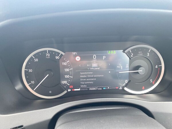Used Jaguar XE 2019 for sale - 75047193: Photo 26