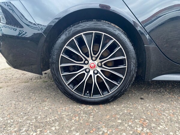 Used Jaguar XE 2019 for sale - 75047193: Photo 9