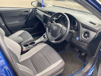 Used Toyota Auris 2016 for sale - 79210388: Photo