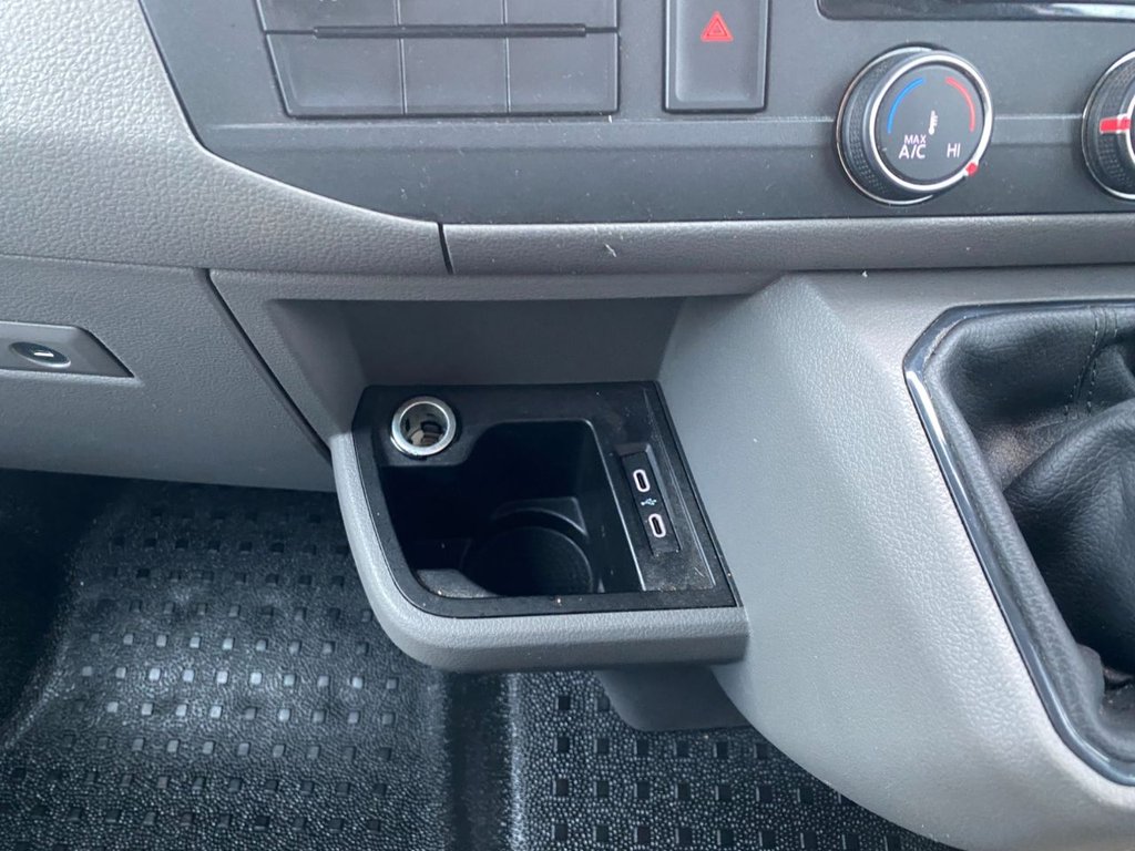 Used Volkswagen Transporter 2020 for sale - 76470327: Photo 14