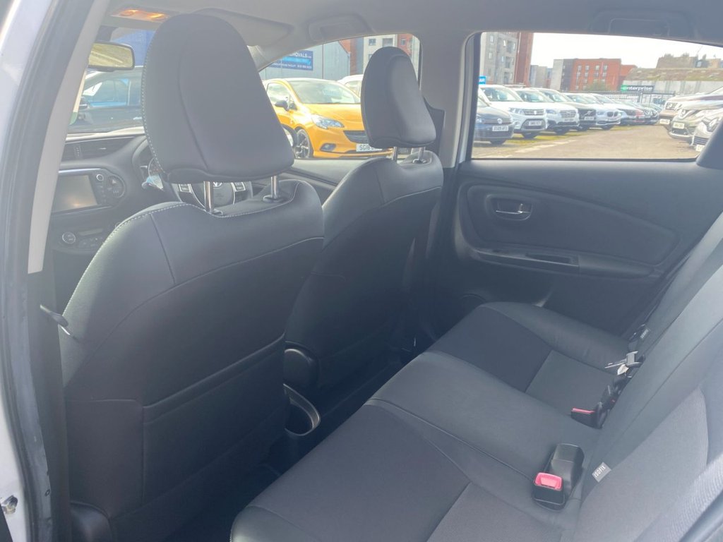 Used Toyota Yaris 2015 for sale - 77920232: Photo 14