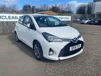 Used Toyota Yaris 2015 for sale - 77920232: Photo