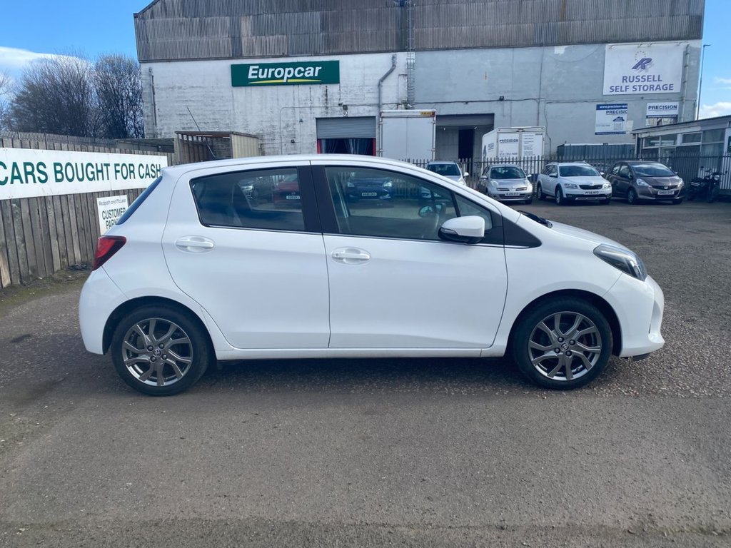 Used Toyota Yaris 2015 for sale - 77920232: Photo 8
