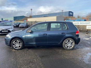 Used Volkswagen Golf 2009 for sale - 77621366: Photo