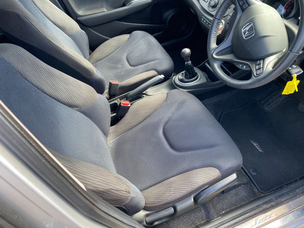 Used Honda Jazz 2013 for sale - 78212591: Photo 10