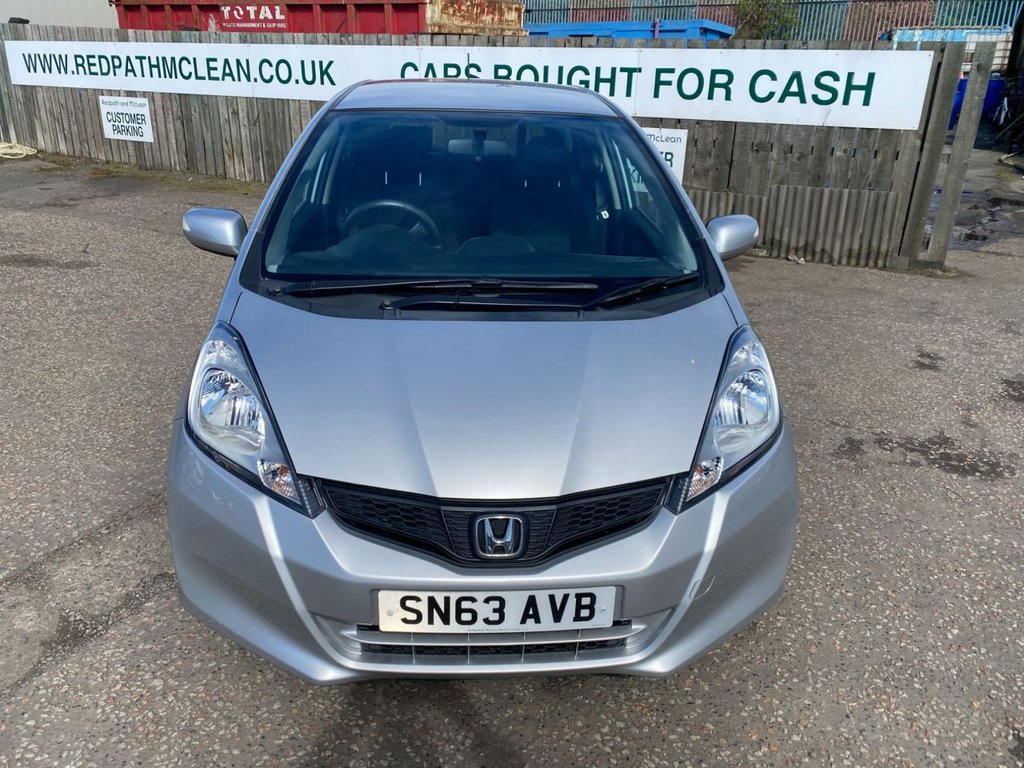 Used Honda Jazz 2013 for sale - 78212591: Photo 2