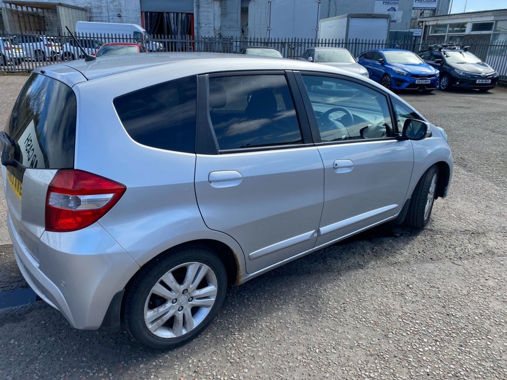 Used Honda Jazz 2013 for sale - 78212591: Photo 8