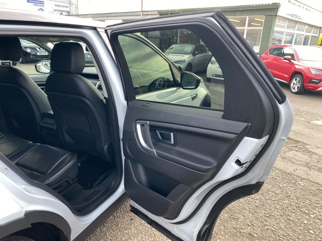 Used Land Rover Discovery Sport 2017 for sale - 76665739: Photo 32