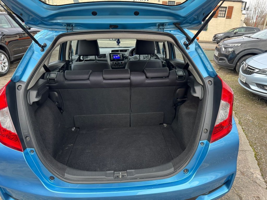 Used Honda Jazz 2018 for sale - 77655560: Photo 11