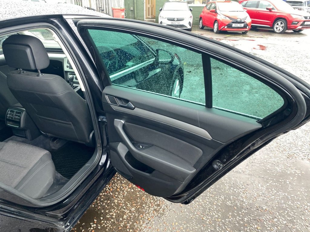 Used Volkswagen Passat 2015 for sale - 76147750: Photo 31