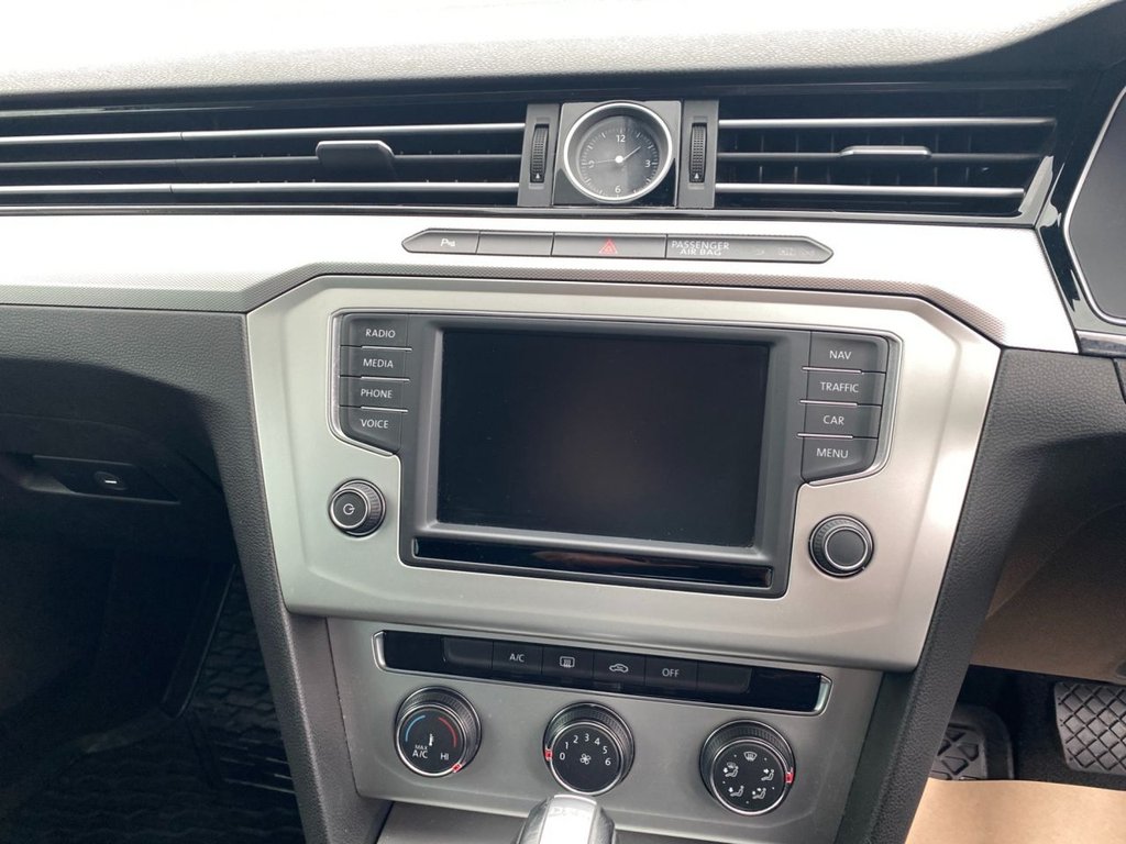 Used Volkswagen Passat 2015 for sale - 76147750: Photo 35