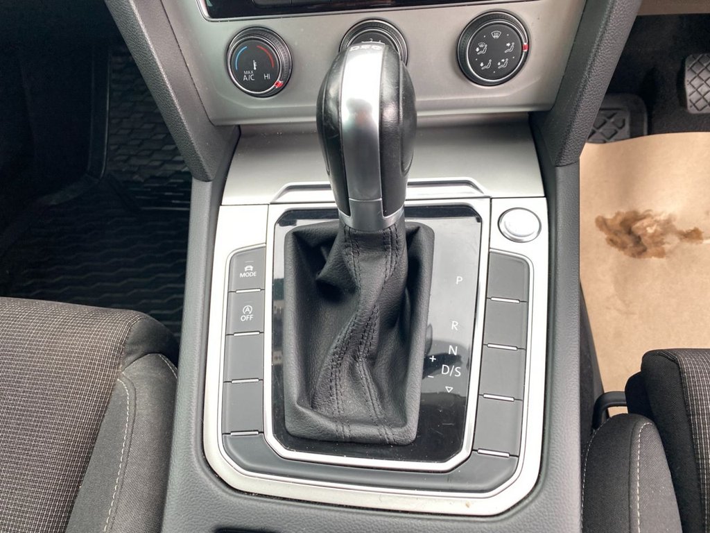 Used Volkswagen Passat 2015 for sale - 76147750: Photo 36