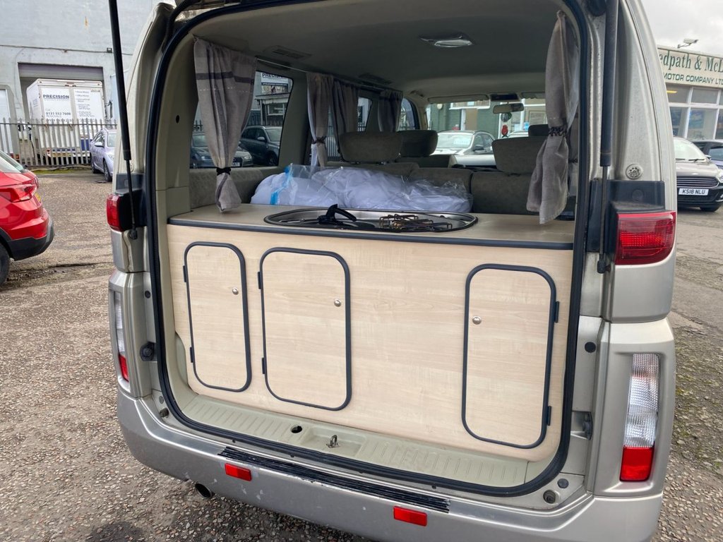 Used Nissan Elgrand 2013 for sale - 77680902: Photo 15