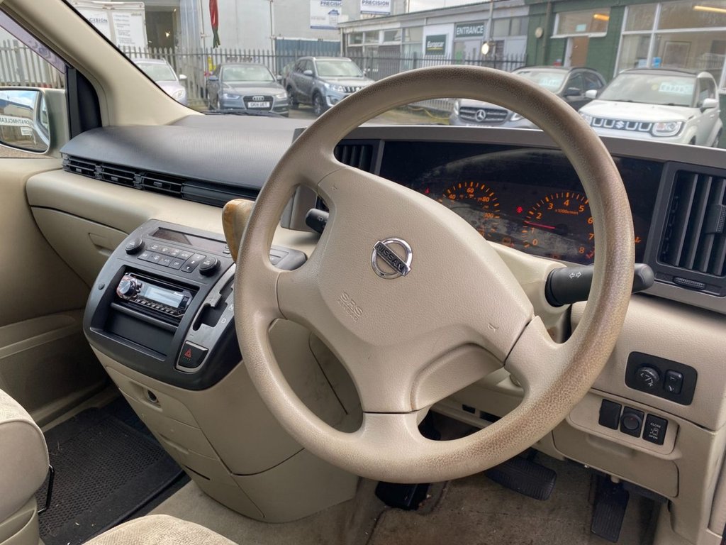 Used Nissan Elgrand 2013 for sale - 77680902: Photo 18