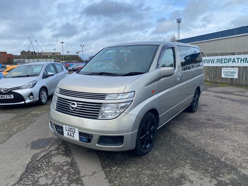 Used Nissan Elgrand 2013 for sale - 77680902: Photo 3