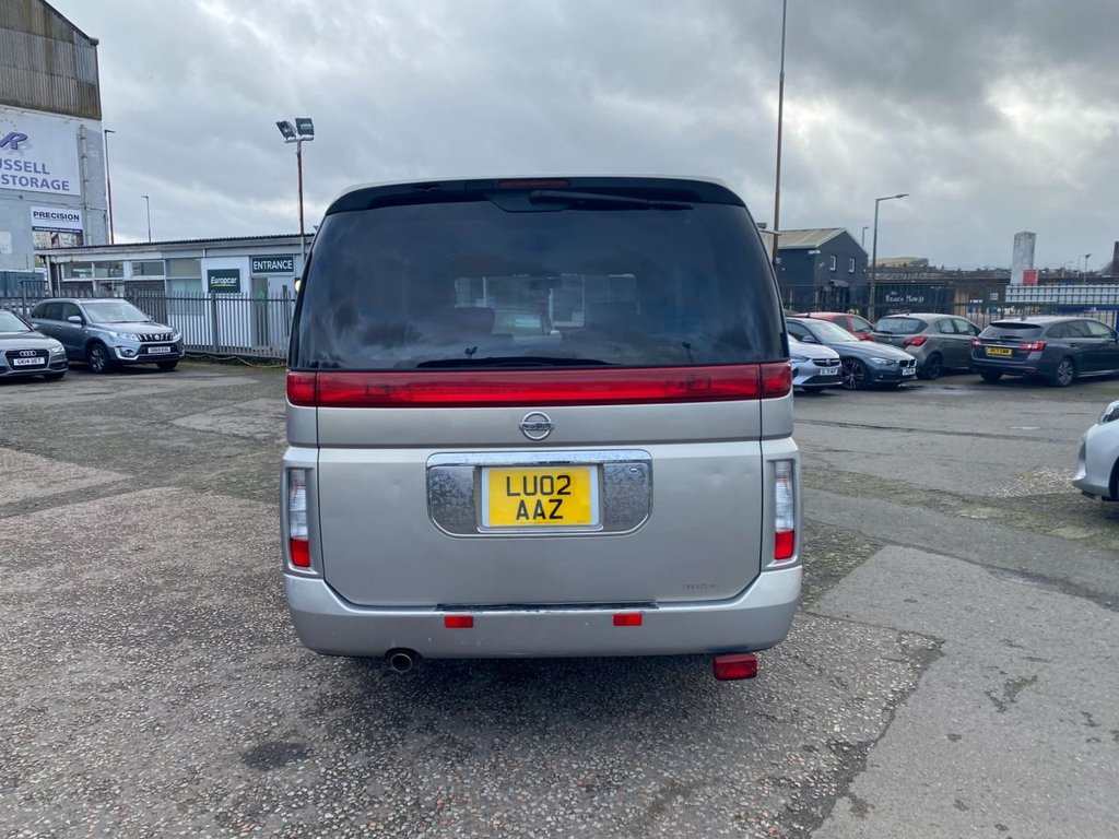 Used Nissan Elgrand 2013 for sale - 77680902: Photo 6