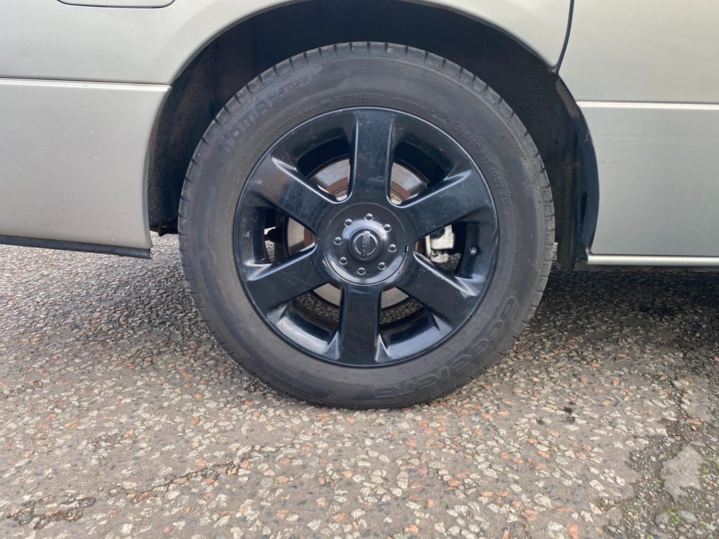 Used Nissan Elgrand 2013 for sale - 77680902: Photo 9