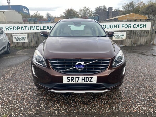 Used Volvo XC60 2017 for sale - 76323603: Photo 2