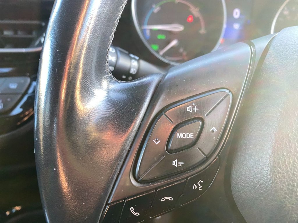 Used Toyota C-HR 2018 for sale - 76604951: Photo 15