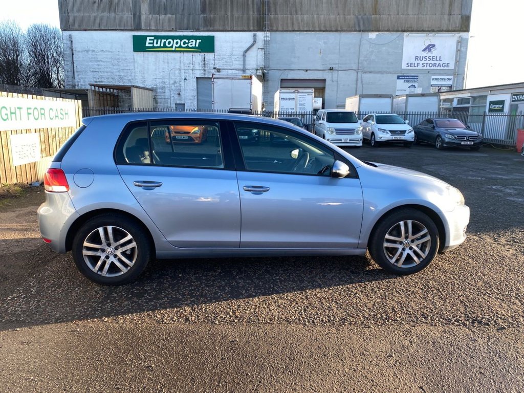 Used Volkswagen Golf 2010 for sale - 77014318: Photo 8