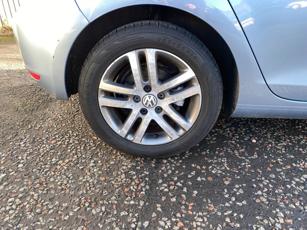 Used Volkswagen Golf 2010 for sale - 77014318: Photo 9