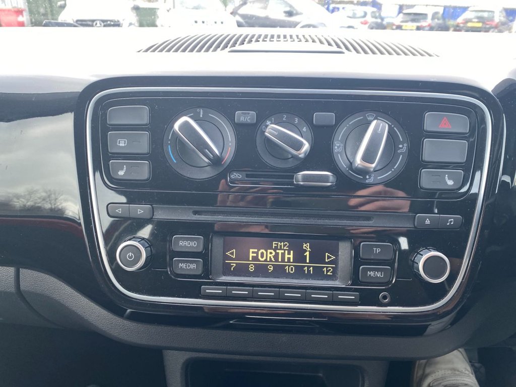 Used Volkswagen up! 2015 for sale - 77621691: Photo 11