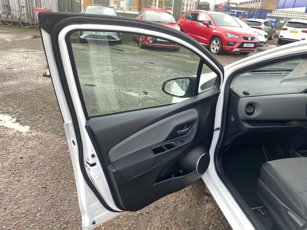 Used Toyota Yaris 2025 for sale - 76986383: Photo 26