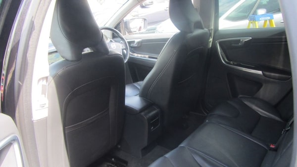 Used Volvo XC60 2015 for sale - 75307177: Photo 30