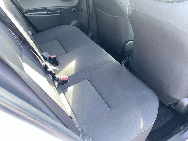 Used Toyota Yaris 2016 for sale - 76092880: Photo 14