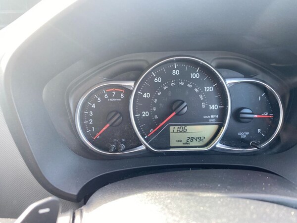 Used Toyota Yaris 2016 for sale - 76092880: Photo 21
