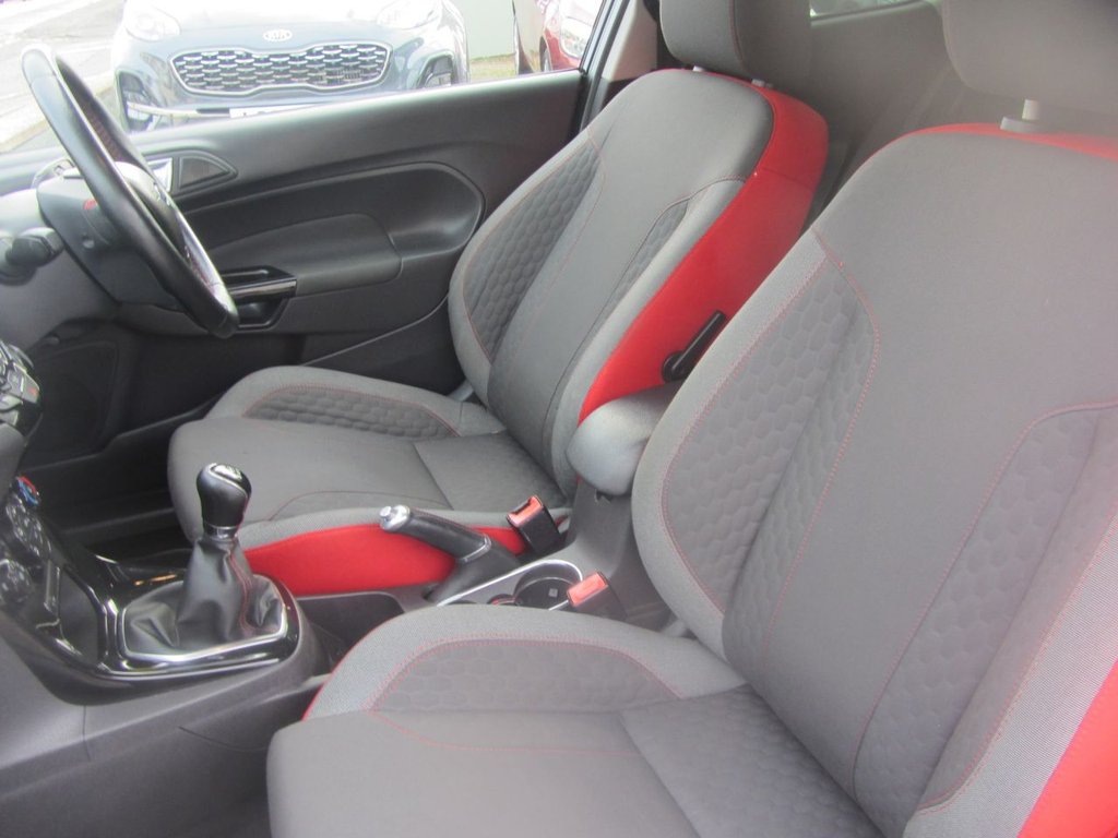 Used Ford Fiesta 2015 for sale - 76910328: Photo 15