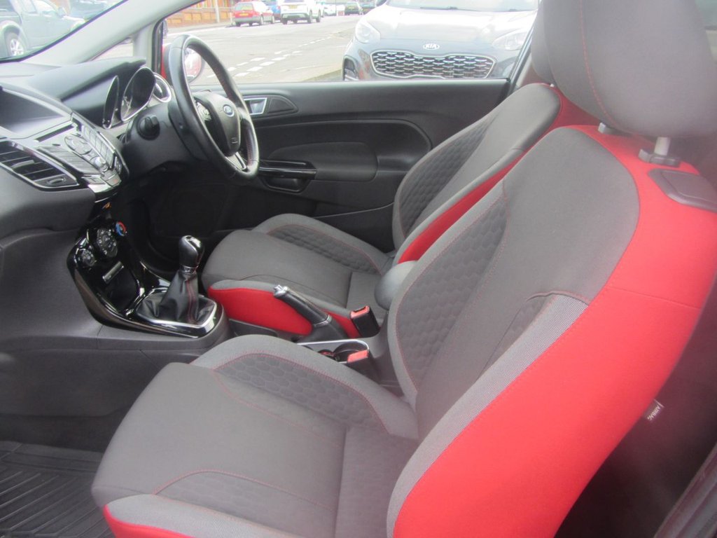 Used Ford Fiesta 2015 for sale - 76910328: Photo 16