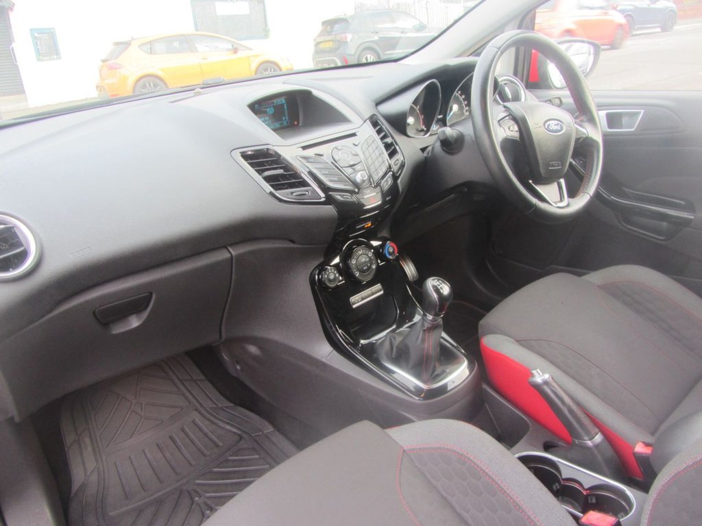 Used Ford Fiesta 2015 for sale - 76910328: Photo 17