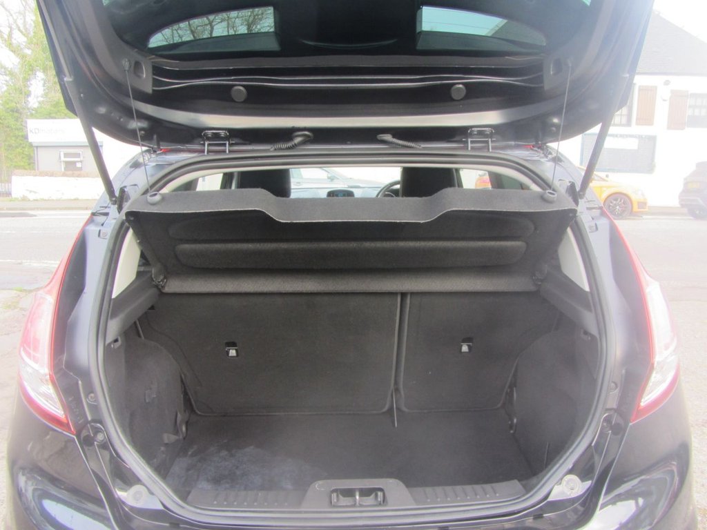 Used Ford Fiesta 2015 for sale - 76910328: Photo 19