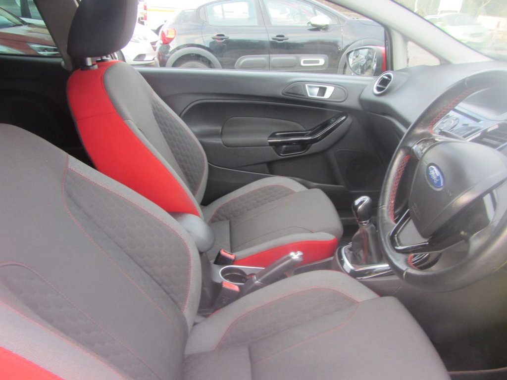Used Ford Fiesta 2015 for sale - 76910328: Photo 21