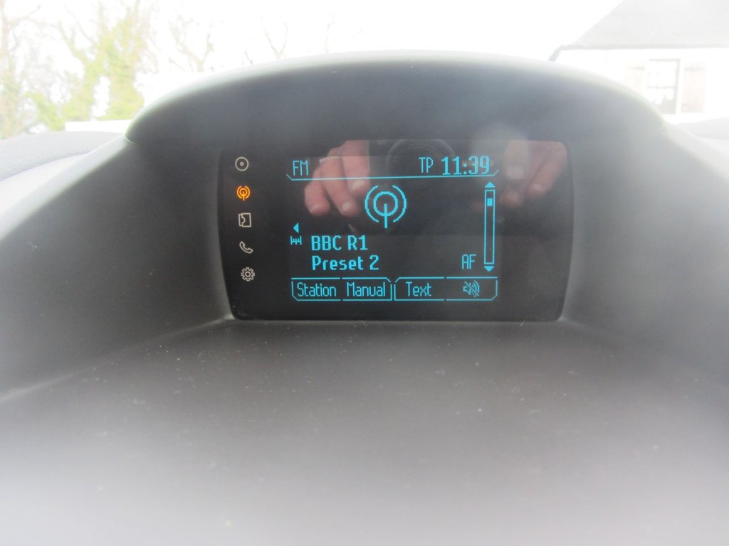 Used Ford Fiesta 2015 for sale - 76910328: Photo 25