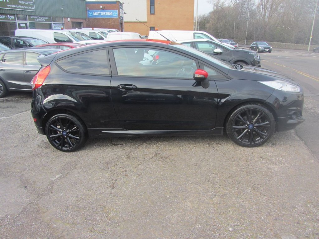Used Ford Fiesta 2015 for sale - 76910328: Photo 3