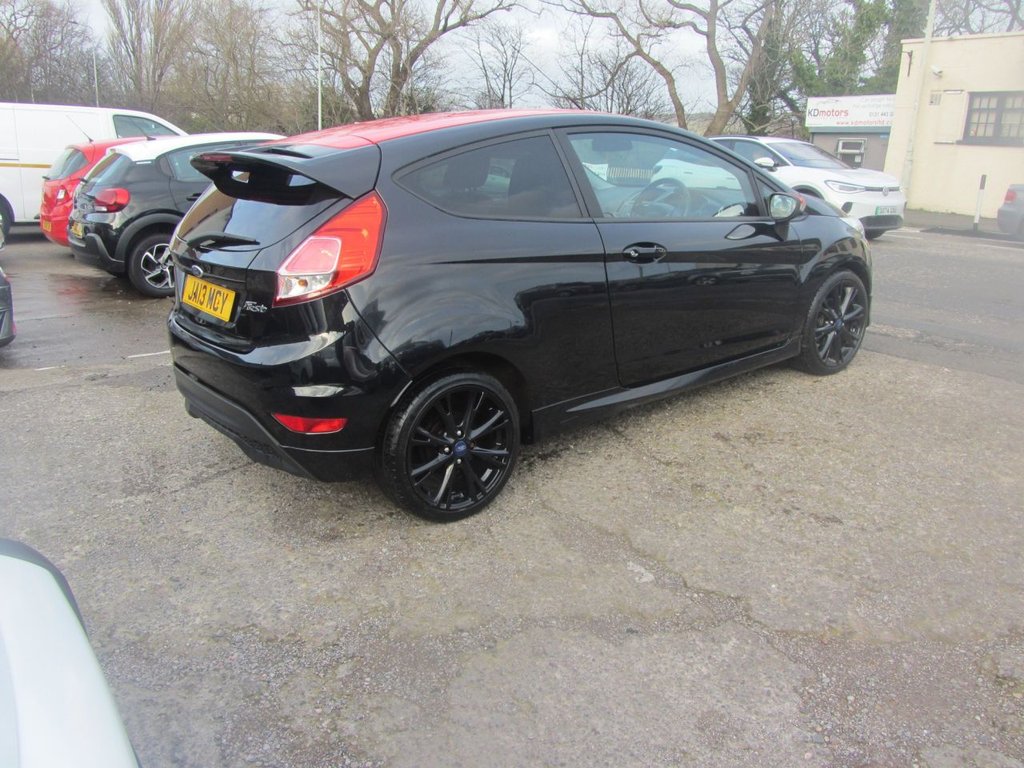 Used Ford Fiesta 2015 for sale - 76910328: Photo 5