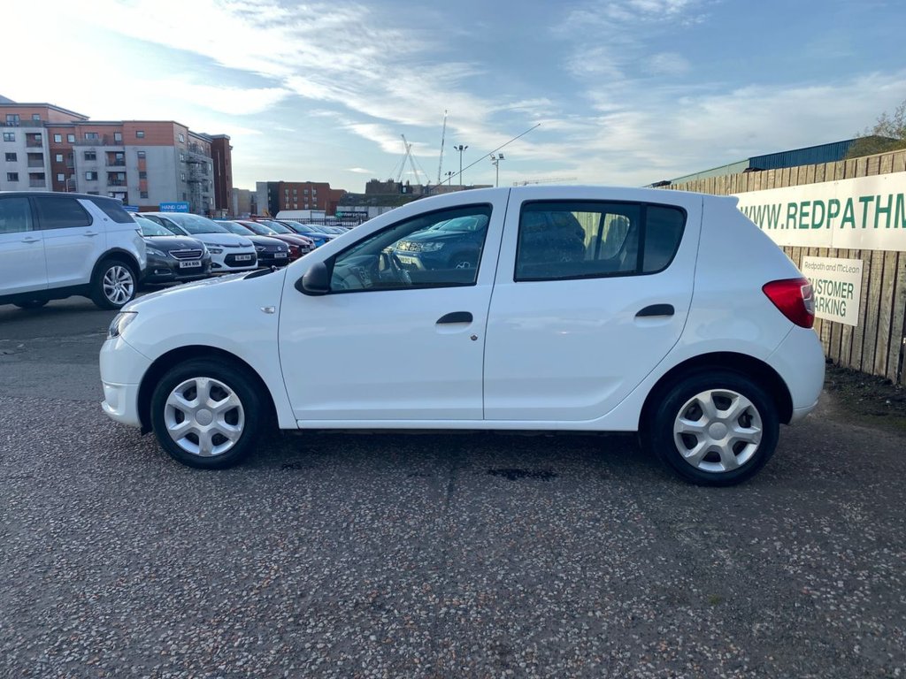 Used Dacia Sandero 2014 for sale - 76367474: Photo 4