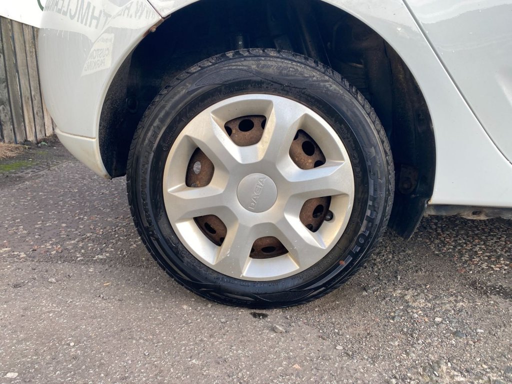 Used Dacia Sandero 2014 for sale - 76367474: Photo 9