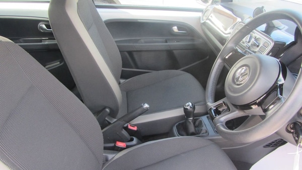 Used Volkswagen up! 2015 for sale - 75488207: Photo 27