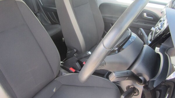 Used Volkswagen up! 2015 for sale - 75488207: Photo 29