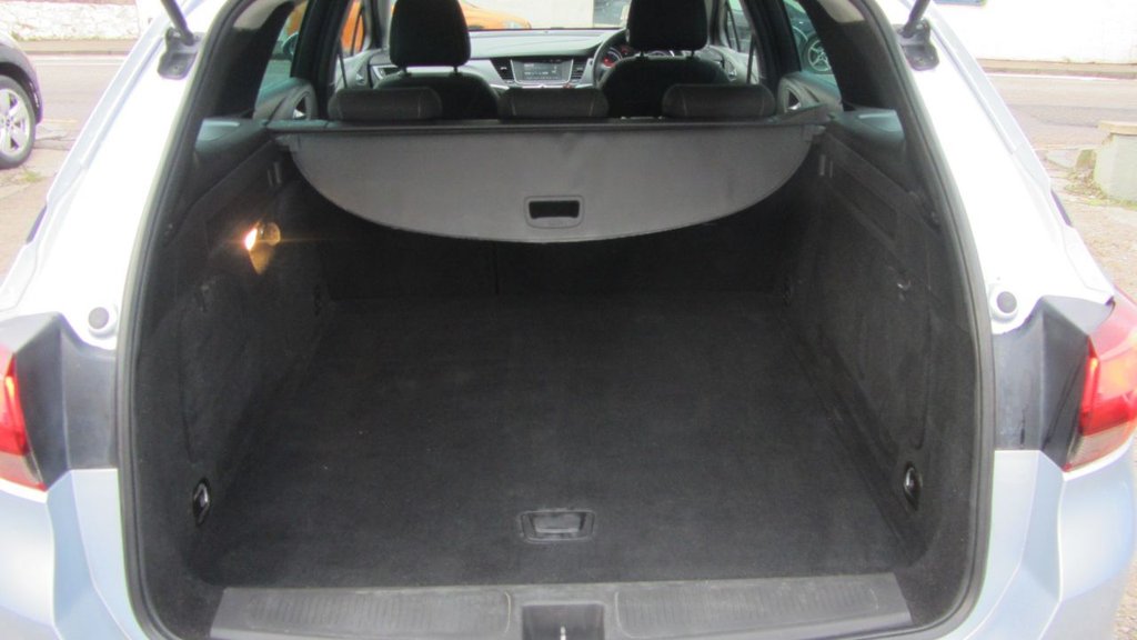 Used Vauxhall Astra 2018 for sale - 77384590: Photo 20