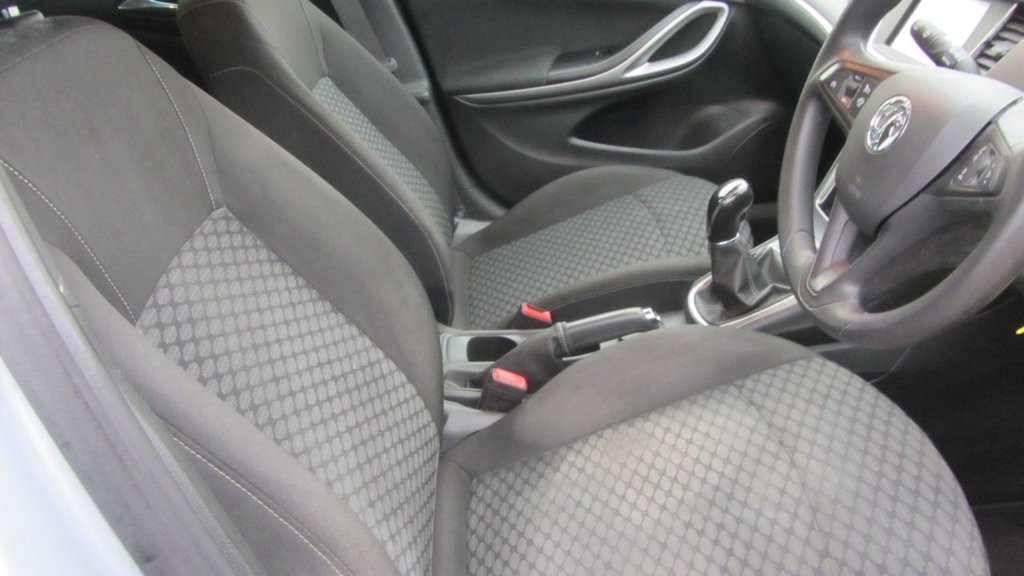 Used Vauxhall Astra 2018 for sale - 77384590: Photo 24