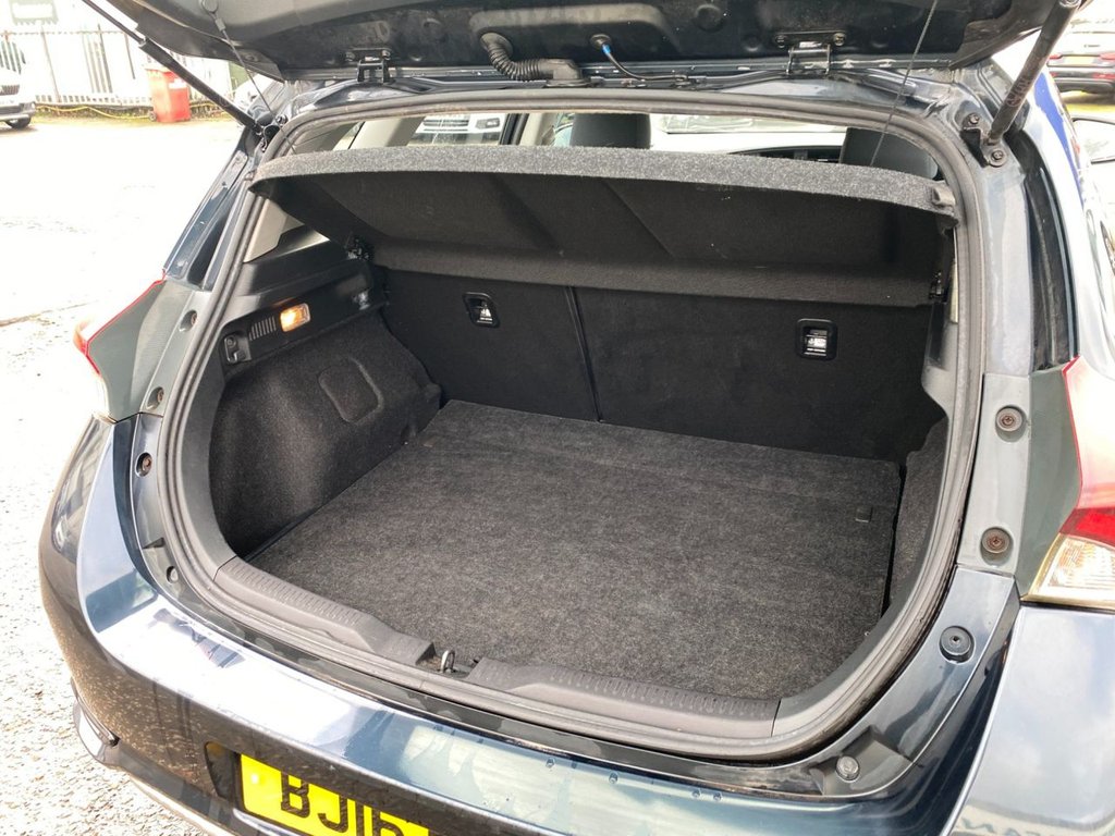 Used Toyota Auris 2016 for sale - 77276031: Photo 15